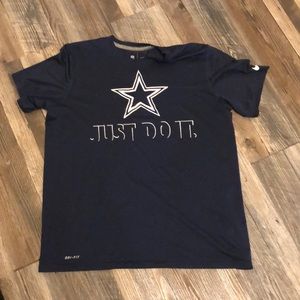 Nike tee